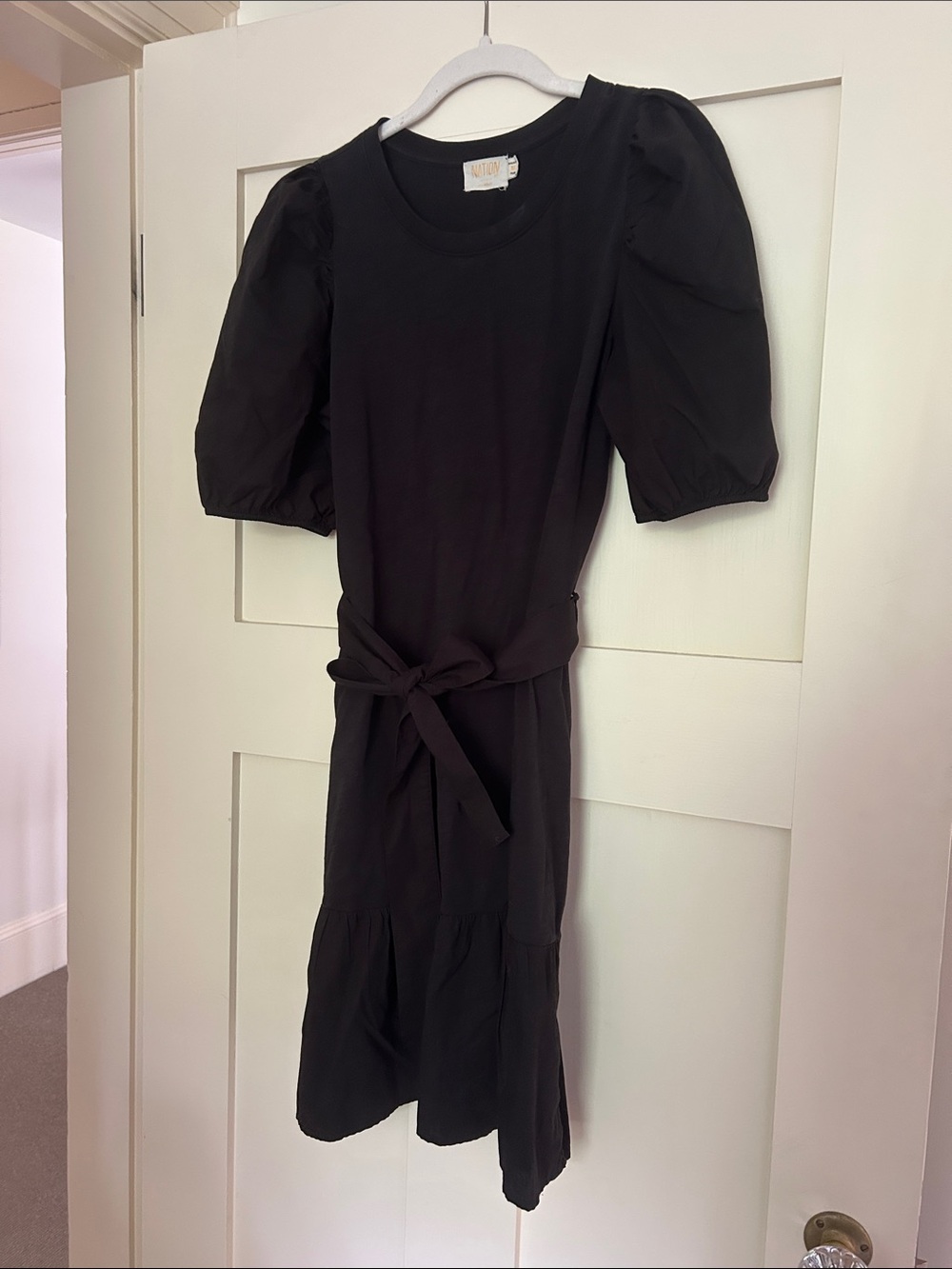 Nation LTD Black Puff-Sleeve Tie-Waist Midi Dress